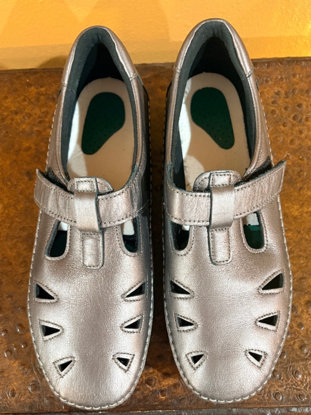 SAS Tripad Comfort Shoes Women's Roamer Walking EZ-Strap Gray Leather Shoes 8.5M
